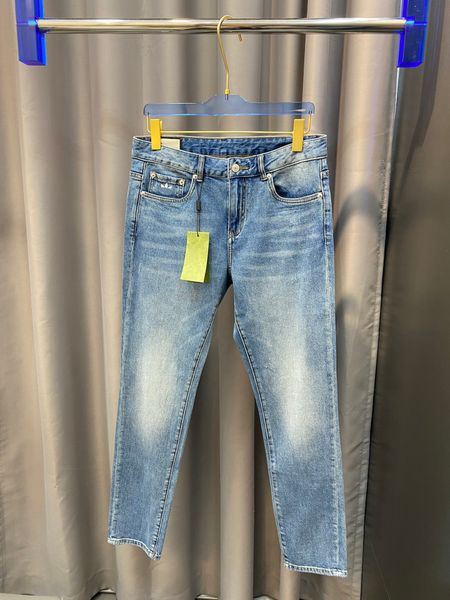 2023 new patterns designer jean fashion embroidery design highquality comfortable breathable casual jeans for men, Blue
2023 new patterns designer jean fashion embroidery design highquality comfortable breathable casual jeans for men, Blue