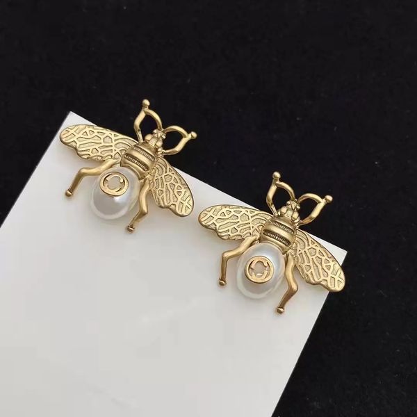 designer stud brass material 925 silver needles anti-allergic bee luxury brand earring ladies weddings parties gifts exquisite jewelry, Golden;silver
designer stud brass material 925 silver needles anti-allergic bee luxury brand earring ladies weddings parties gifts exquisite jewelry, Golden;silver