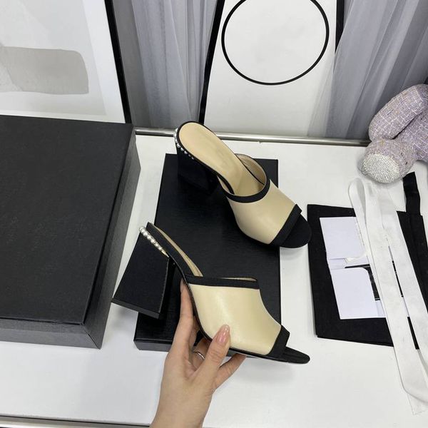 2023 women's sandals open toe thick heel summer sandals leather designer classic elegant channel temperament sandals x141, Black
2023 women's sandals open toe thick heel summer sandals leather designer classic elegant channel temperament sandals x141, Black