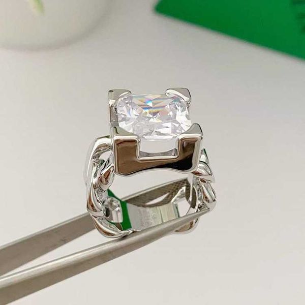 2023 designer new family b. chain square diamond metal fashionable personality ring simple and stylish style, Silver
2023 designer new family b. chain square diamond metal fashionable personality ring simple and stylish style, Silver