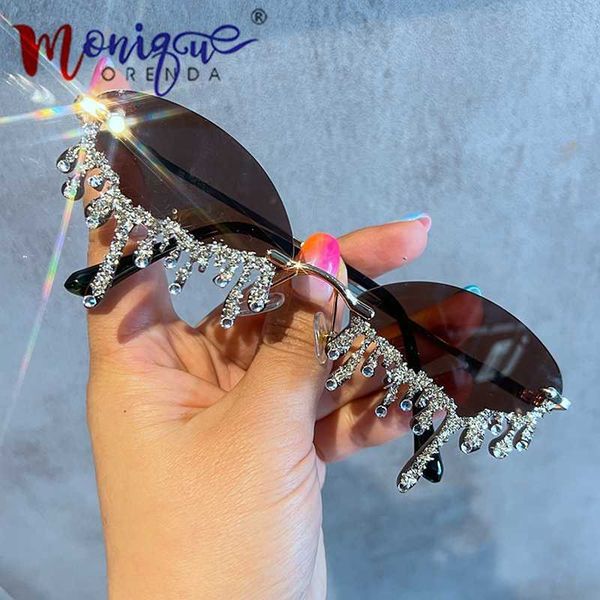luxury sunglasses womensmall rimless tear shape brand designer punk party style sun glasses gafas de sol230328
luxury sunglasses womensmall rimless tear shape brand designer punk party style sun glasses gafas de sol230328