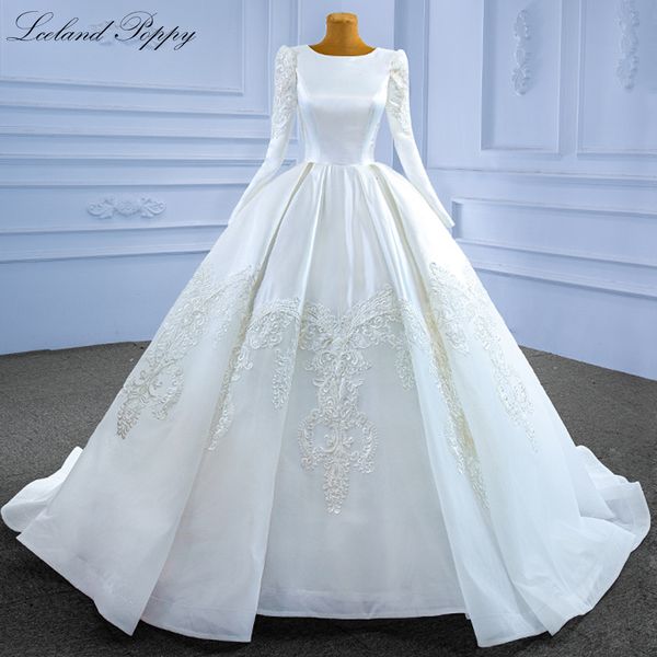 party dresses lceland poppy women's ball gown satin wedding long sleeves floor length lace appliques bridal gowns with corset back 2303, White;black
party dresses lceland poppy women's ball gown satin wedding long sleeves floor length lace appliques bridal gowns with corset back 2303, White;black