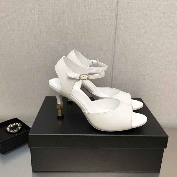 2023 women's sandals peep-toe chunky heel summer sandals leather designer large size fashion channel elegant temperament office shoes x, Black
2023 women's sandals peep-toe chunky heel summer sandals leather designer large size fashion channel elegant temperament office shoes x, Black