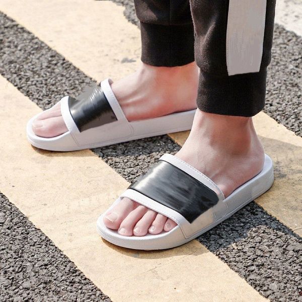 men's slippers summer flat slippers indoor black white casual shoes flip-flops women's couple sippers
men's slippers summer flat slippers indoor black white casual shoes flip-flops women's couple sippers