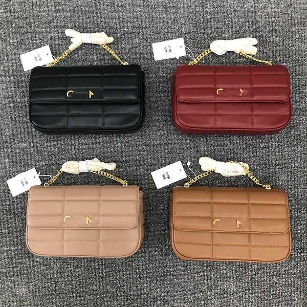 2023 arc de triomphe lingge chain underarm bag single shoulder portable flap mailman versatile new women's crossbody
2023 arc de triomphe lingge chain underarm bag single shoulder portable flap mailman versatile new women's crossbody