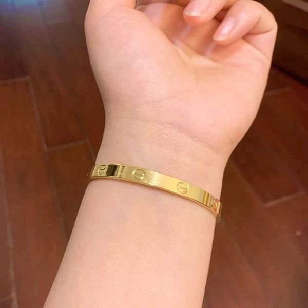 designer bracelet love bangle thick gold buckle bracelet diamond fade washable new style, Black
designer bracelet love bangle thick gold buckle bracelet diamond fade washable new style, Black