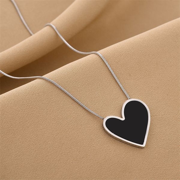 fashion classic lucky heart necklace pendant stainless steel 18k gold plated ladies and girls valentine's day mother's day engagem, Silver
fashion classic lucky heart necklace pendant stainless steel 18k gold plated ladies and girls valentine's day mother's day engagem, Silver