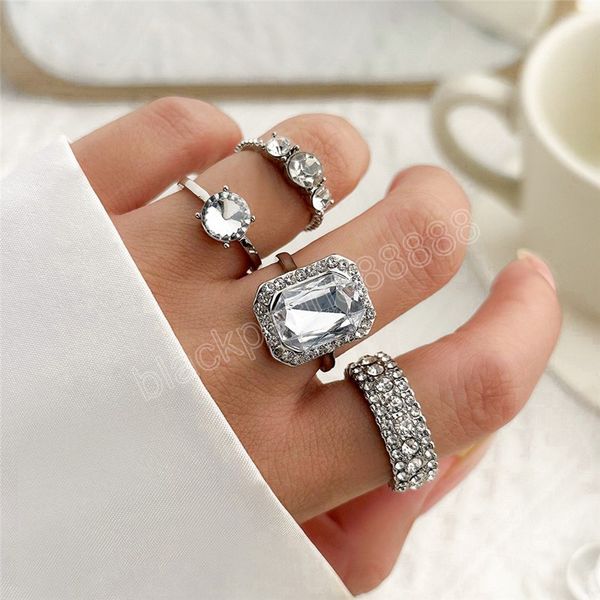 luxury retro bling rhinestone square ring for women pave setting wedding aesthetic jewelry engagement accessories, Silver
luxury retro bling rhinestone square ring for women pave setting wedding aesthetic jewelry engagement accessories, Silver