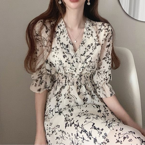 casual dresses vintage korea fashion clothing summer slim elastic waist a line v neck elegant office lady floral chic chiffon long dress ret, Black;gray
casual dresses vintage korea fashion clothing summer slim elastic waist a line v neck elegant office lady floral chic chiffon long dress ret, Black;gray