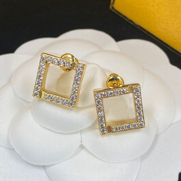luxury designer diamond stud earrings f brand elegant rhinestone ear studs fashion party women earring daily earring, Golden;silver
luxury designer diamond stud earrings f brand elegant rhinestone ear studs fashion party women earring daily earring, Golden;silver