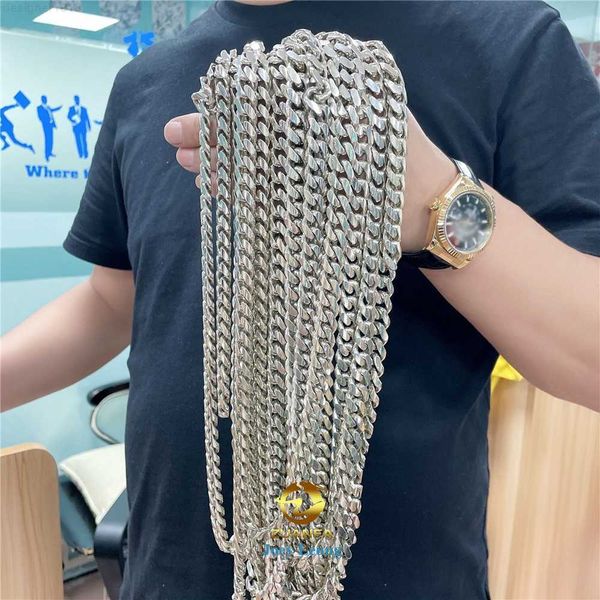 hip hop jewelry 8mm 10mm 12mm 13mm width pure 925 silver gold plated vvs moissanite diamond lock iced out cuban chain necklaces
hip hop jewelry 8mm 10mm 12mm 13mm width pure 925 silver gold plated vvs moissanite diamond lock iced out cuban chain necklaces