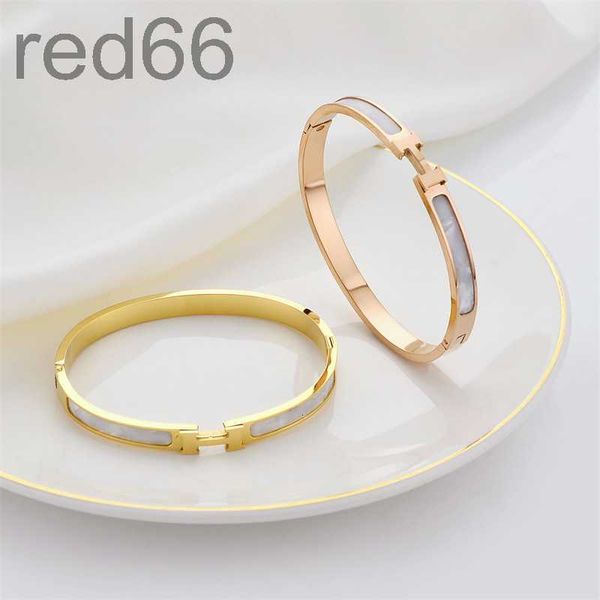 bangle designer 2023 new genuine shell inlaid bracelet women's fashion small design jewelry e3c2, Black
bangle designer 2023 new genuine shell inlaid bracelet women's fashion small design jewelry e3c2, Black