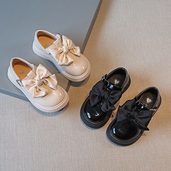 first walkers autumn girls bowknot leather shoes fashion princess british college style soft bottom sweet pu for party 230328
first walkers autumn girls bowknot leather shoes fashion princess british college style soft bottom sweet pu for party 230328