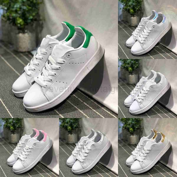 2022 mens womens superstar casual shoes discount designer white black pink blue gold classic superstars 80s pride sneakers super star women
2022 mens womens superstar casual shoes discount designer white black pink blue gold classic superstars 80s pride sneakers super star women