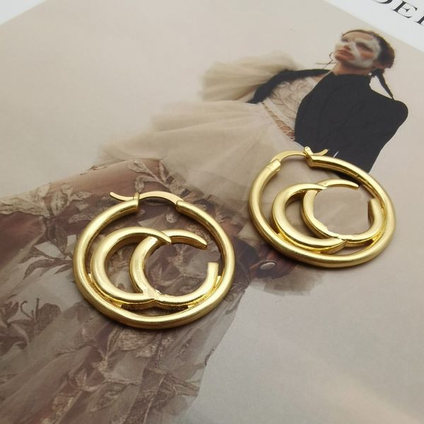 new fashion hoop earrings simple temperament niche light luxury everything wedding stud, Golden;silver
new fashion hoop earrings simple temperament niche light luxury everything wedding stud, Golden;silver