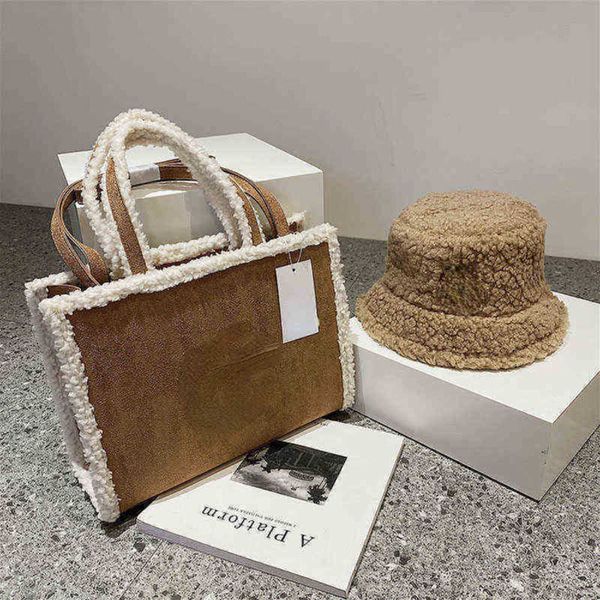 shoulder bags tote bag winter famous brand warm pluisic crossbody shopping hbag caps women luxury soft fur zak hat set 220122
shoulder bags tote bag winter famous brand warm pluisic crossbody shopping hbag caps women luxury soft fur zak hat set 220122