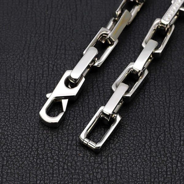 2023 designer new diamond donkey home 10mm square titanium steel bracelet premium hip hop mosan jewelry, Black
2023 designer new diamond donkey home 10mm square titanium steel bracelet premium hip hop mosan jewelry, Black