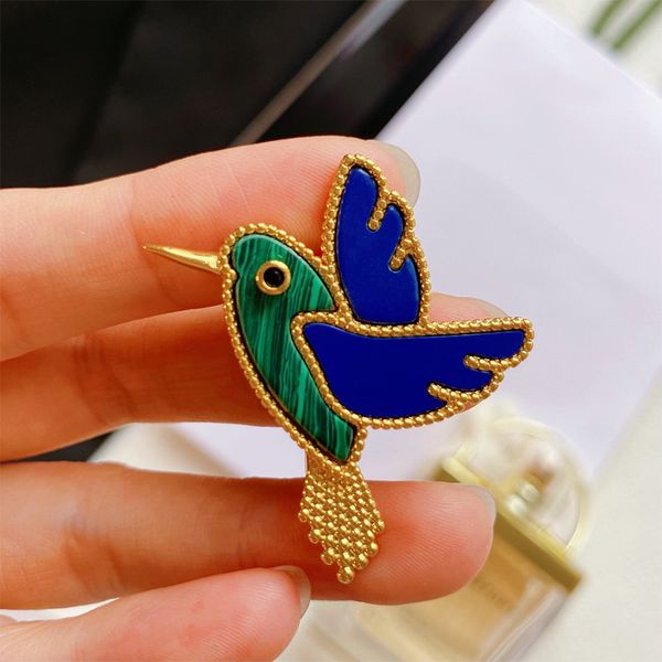 new arrival cute bird animal women brooches fashion gold color metal with shells and natural stone coat pins gem blue stone pins, Gray
new arrival cute bird animal women brooches fashion gold color metal with shells and natural stone coat pins gem blue stone pins, Gray
