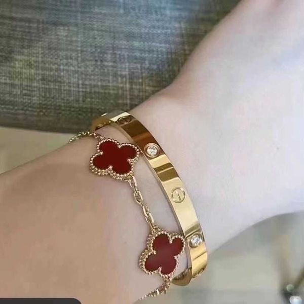 designer bracelet carti love bangle bracelet female 18k rose gold silver couple red light luxury exquisite ins minor colorless girlfriend, Black
designer bracelet carti love bangle bracelet female 18k rose gold silver couple red light luxury exquisite ins minor colorless girlfriend, Black