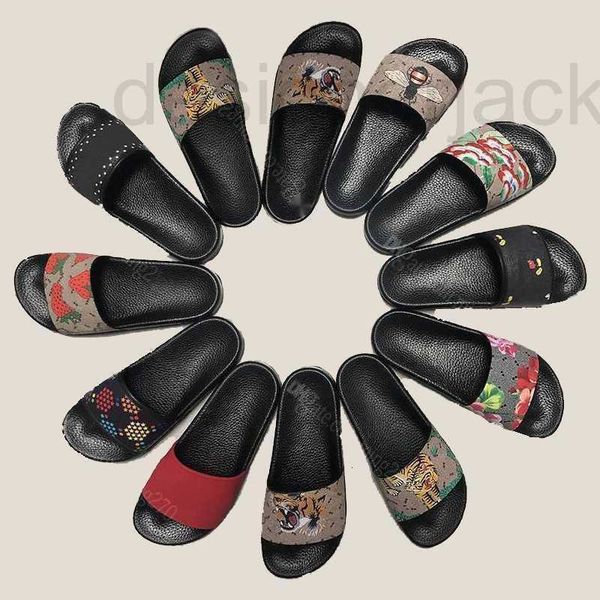 slippers 2023 luxury designer sandals flip flops men women sandals shoes slide summer fashion wide flat slippery slipper flip flop flower de, Black
slippers 2023 luxury designer sandals flip flops men women sandals shoes slide summer fashion wide flat slippery slipper flip flop flower de, Black