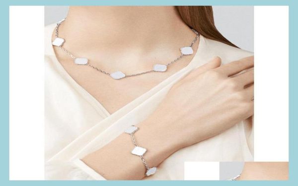 pendant necklaces fashion necklaces designers four leaf clover necklace jewelry sets for women and bracelets 5 motifs gift stainle2848686, Silver
pendant necklaces fashion necklaces designers four leaf clover necklace jewelry sets for women and bracelets 5 motifs gift stainle2848686, Silver