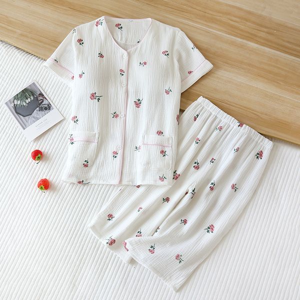 women's sleepwear cotton crepe v-neck short sleeves cropped pants pajama set women's summer thin soft with chest pad homewear set, Black;red
women's sleepwear cotton crepe v-neck short sleeves cropped pants pajama set women's summer thin soft with chest pad homewear set, Black;red