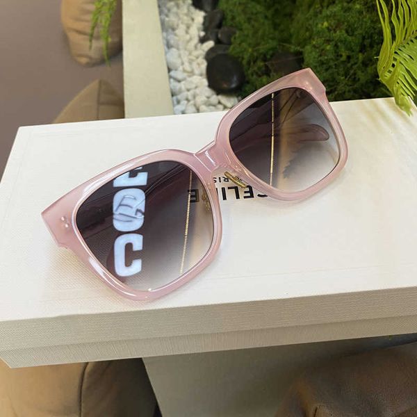 frames arc de triomphe french romance 520 limited c family large framed face small sunglasses available for men women with myopia and sunsc, White;black
frames arc de triomphe french romance 520 limited c family large framed face small sunglasses available for men women with myopia and sunsc, White;black