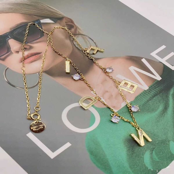 2023 designer new fenjia o-shaped letter diamond inlaid niche design necklace brass fashion sweater neck chain, Black
2023 designer new fenjia o-shaped letter diamond inlaid niche design necklace brass fashion sweater neck chain, Black