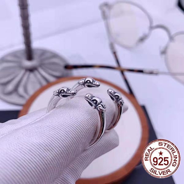 a121 s925 sterling silver ring personalized fashion punk hip hop style double head letter shaped jewelry lover gift
a121 s925 sterling silver ring personalized fashion punk hip hop style double head letter shaped jewelry lover gift
