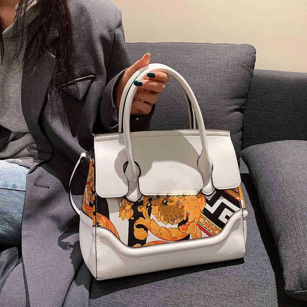 women single designer bag letter shoulder bags large designers handbag graffiti crossbody bags 220426
women single designer bag letter shoulder bags large designers handbag graffiti crossbody bags 220426
