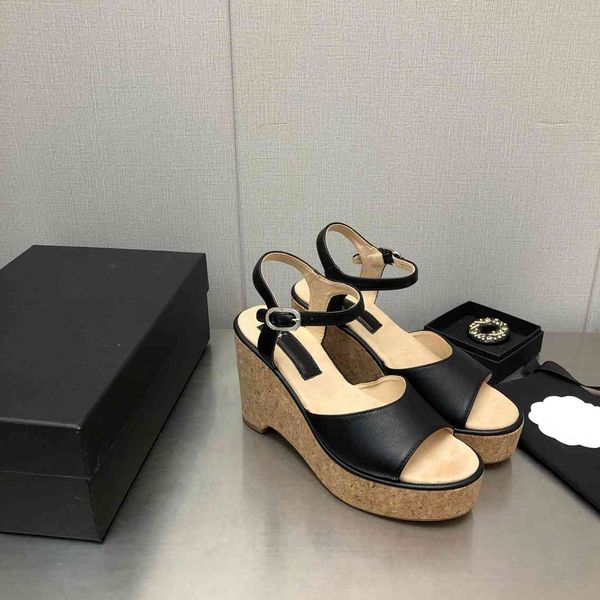 2023 women's sandals peep-toe chunky heel summer sandals leather designer large size fashion channel elegant temperament office shoes x, Black
2023 women's sandals peep-toe chunky heel summer sandals leather designer large size fashion channel elegant temperament office shoes x, Black