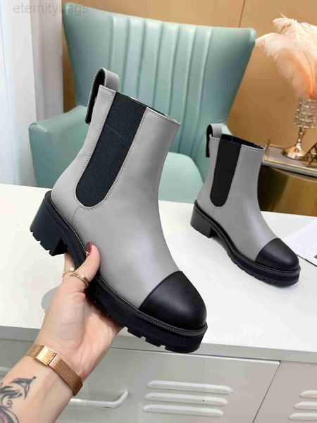 designer fashion-designer-women's luxury comfortable leather ankle boots style breathable fashion design size 35-41, Black
designer fashion-designer-women's luxury comfortable leather ankle boots style breathable fashion design size 35-41, Black