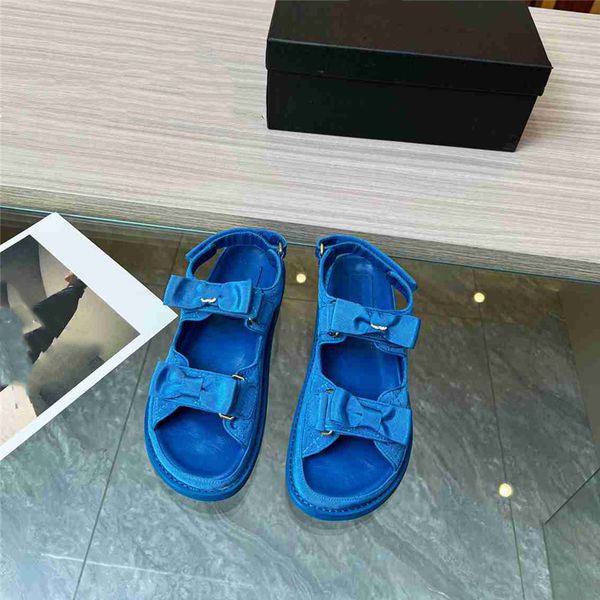 summer popular women sandals 2023 channel luxury brand business dress wedding party leather high heels casual flat slippers 010-04, Black
summer popular women sandals 2023 channel luxury brand business dress wedding party leather high heels casual flat slippers 010-04, Black