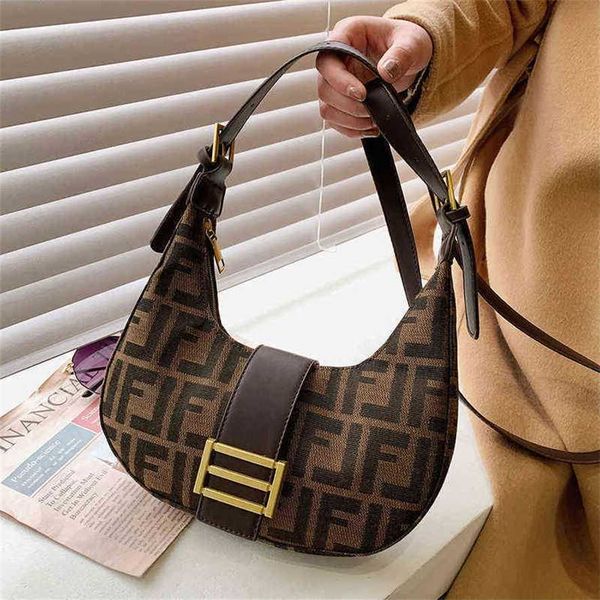 2023 designer bag 2023 winter new fashion women's versatile french minority foreign style one shoulder messenger popular texture bag
2023 designer bag 2023 winter new fashion women's versatile french minority foreign style one shoulder messenger popular texture bag