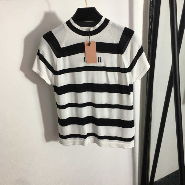 23ss tee knits t-shirt designer clothes women round neck logo letter color matching striped short sleeve knitted shirt t-shirt women clothe, White
23ss tee knits t-shirt designer clothes women round neck logo letter color matching striped short sleeve knitted shirt t-shirt women clothe, White
