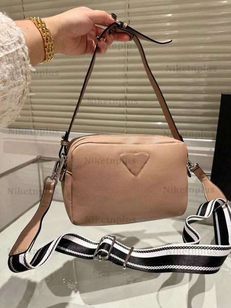 triangle logo zip camera crossbody bag soft leather message bags adjustable logo web crossbody strap zip closure leather designers luxurys l
triangle logo zip camera crossbody bag soft leather message bags adjustable logo web crossbody strap zip closure leather designers luxurys l