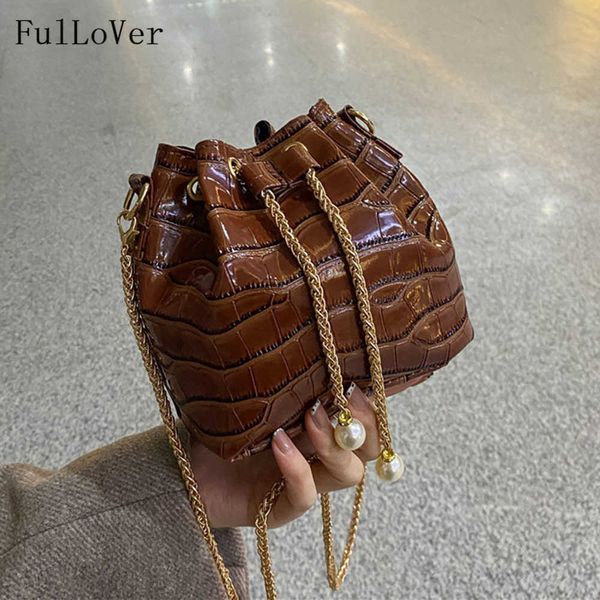 autumn and winter texture women messenger bags new style female retro shoulder bags chain draw bucket bags pu leather bags 230308
autumn and winter texture women messenger bags new style female retro shoulder bags chain draw bucket bags pu leather bags 230308