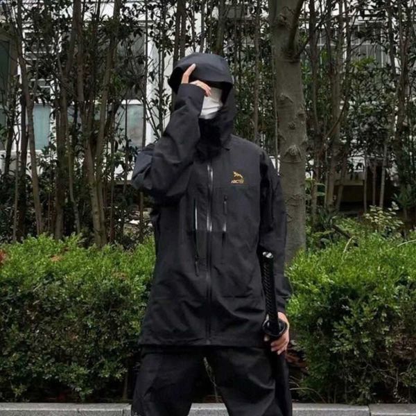 hardshell jackets designer zipper jacket windproof waterproof sportswear three-layer fit rushsuit men women cardigan hooded coat, Black;brown
hardshell jackets designer zipper jacket windproof waterproof sportswear three-layer fit rushsuit men women cardigan hooded coat, Black;brown