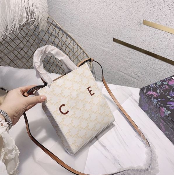 mini canvas totes bag patchwork shop handbag split crossbody bags genuine leather thread letter triomphe printing detachable belt stra7
mini canvas totes bag patchwork shop handbag split crossbody bags genuine leather thread letter triomphe printing detachable belt stra7