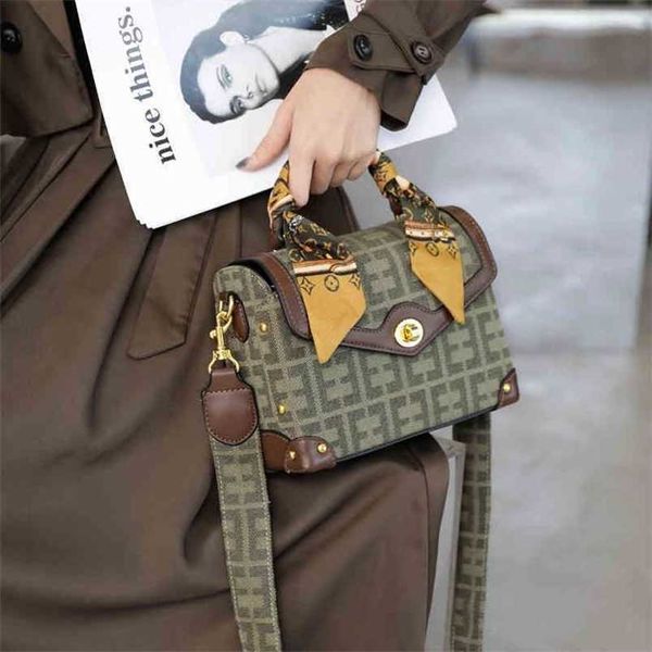 designer bag foreign style trend versatile fashion classic one shoulder small square handbag
designer bag foreign style trend versatile fashion classic one shoulder small square handbag