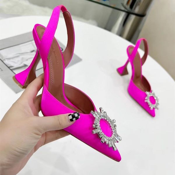 begum amina crystal-embellished muaddi buckle stain pumps shoes spool heels sandals women's luxury designers dress shoe evening slingba, Black
begum amina crystal-embellished muaddi buckle stain pumps shoes spool heels sandals women's luxury designers dress shoe evening slingba, Black