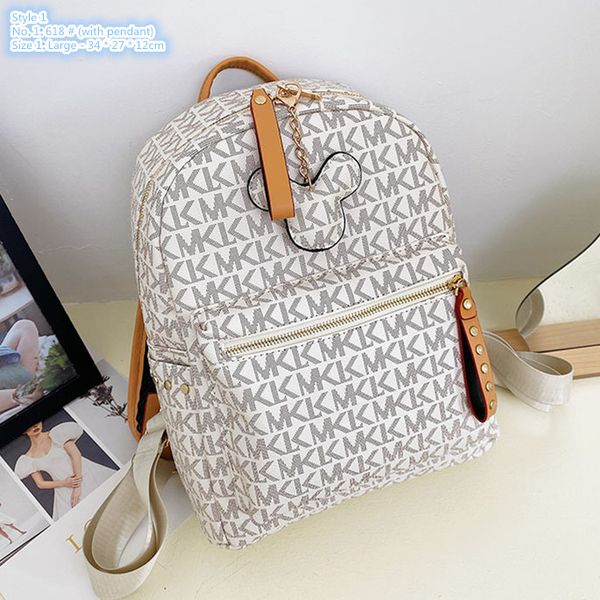 factory wholesale ladies shoulder bags 2 styles street pop rivet punk backpack college style contrast leather leisure student bag vertical l
factory wholesale ladies shoulder bags 2 styles street pop rivet punk backpack college style contrast leather leisure student bag vertical l
