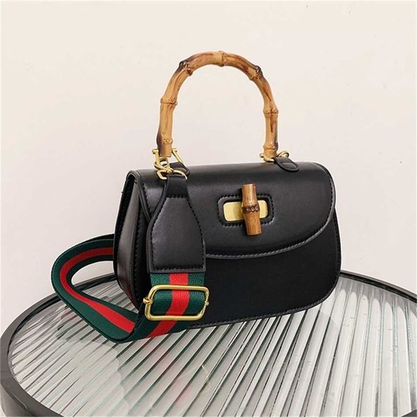 2023 designer bag handbag women's spring minority portable single diagonal span simple small square
2023 designer bag handbag women's spring minority portable single diagonal span simple small square