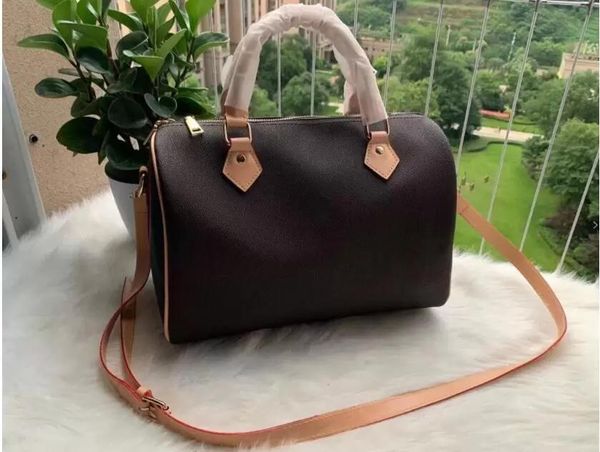handbag men luxurys designers fashion wsomen bag bags lady totes handbags with key lock shoulder
handbag men luxurys designers fashion wsomen bag bags lady totes handbags with key lock shoulder