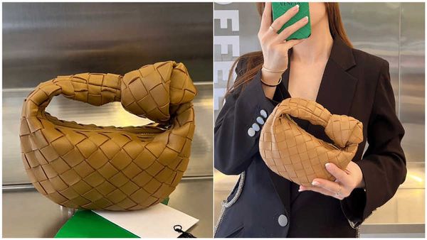 knotted handbag 2023 designer venetas mini bags jodie sheepskin bottegas cloud dumplings knitting candy 26cm bag 1d12 8niv
knotted handbag 2023 designer venetas mini bags jodie sheepskin bottegas cloud dumplings knitting candy 26cm bag 1d12 8niv