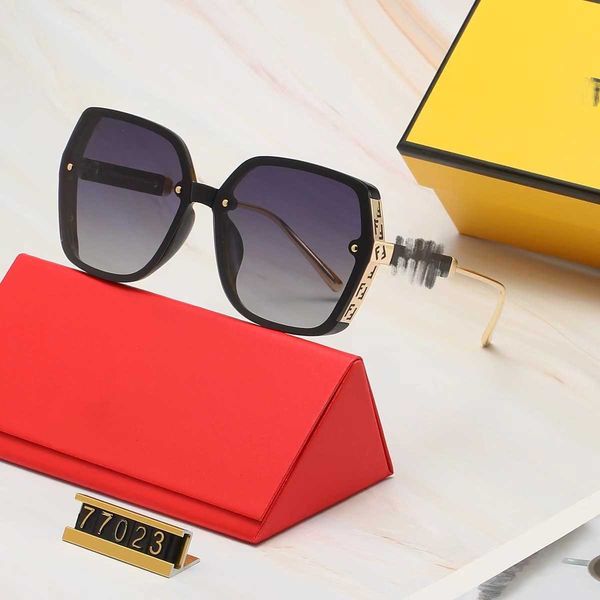 f letter sunglasses fund 2023 new ashion large rame amily trend polarized men's and women's box fashion, White;black
f letter sunglasses fund 2023 new ashion large rame amily trend polarized men's and women's box fashion, White;black