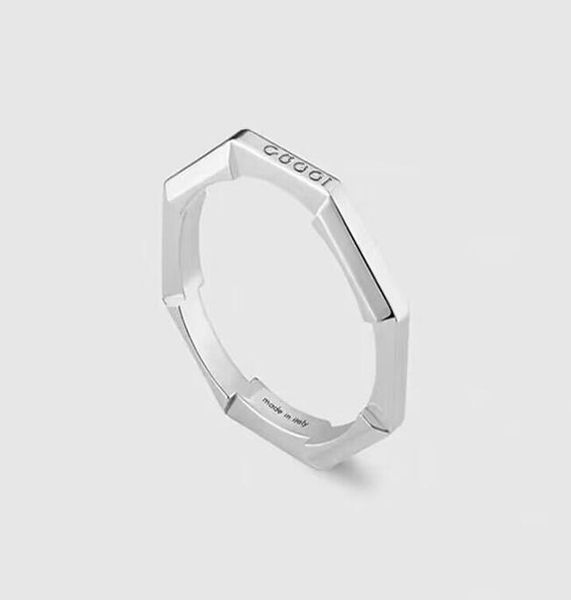 2023 ring couple ring designer design rings stainless steel black and white ceramic rings men and women valentine's day gift box, Slivery;golden
2023 ring couple ring designer design rings stainless steel black and white ceramic rings men and women valentine's day gift box, Slivery;golden