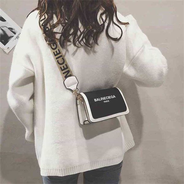 2023 designer bag ins small female trendy korean version fashion versatile chic new honey disco broadband messenger bag
2023 designer bag ins small female trendy korean version fashion versatile chic new honey disco broadband messenger bag