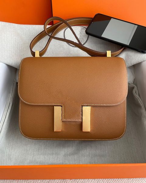 classic metal city crossbody clutch bag mens genuine leather luxurys flap handbag tote bag womens wallet designer spring outing pochette sho
classic metal city crossbody clutch bag mens genuine leather luxurys flap handbag tote bag womens wallet designer spring outing pochette sho