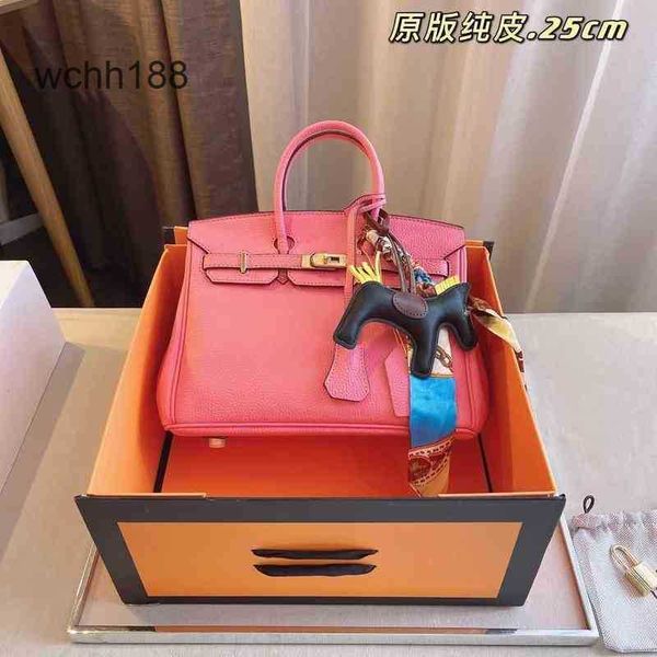 shoulder leather 2023 handbag leather classical designer cowhide fashion classic tote bag french birkins bags totes 25cm fods
shoulder leather 2023 handbag leather classical designer cowhide fashion classic tote bag french birkins bags totes 25cm fods